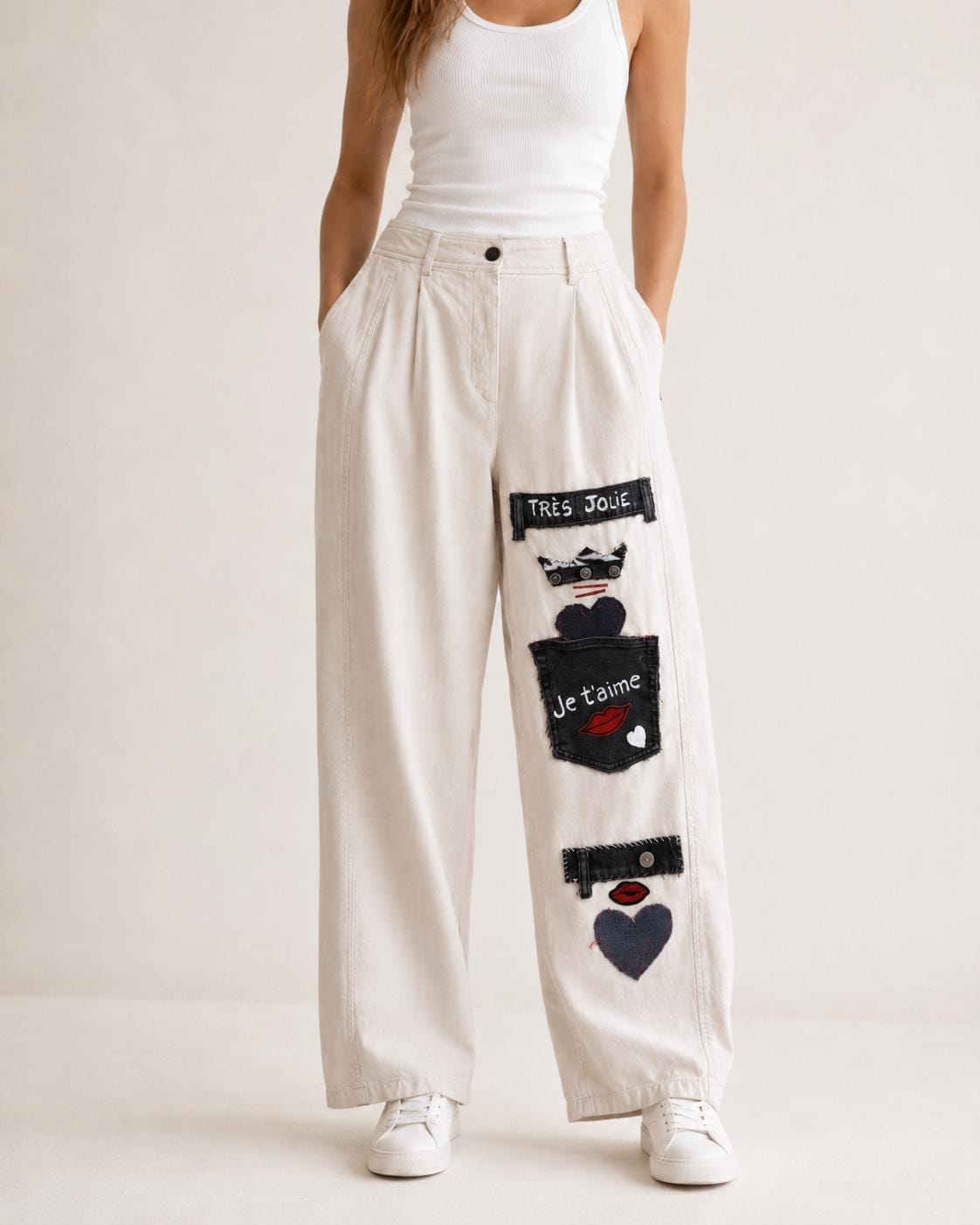 Pantalón blanco mujer talla 44 customizado a mano, pantalón ancho con parches Je t’aime, pieza única, moda artística Mi Ne...