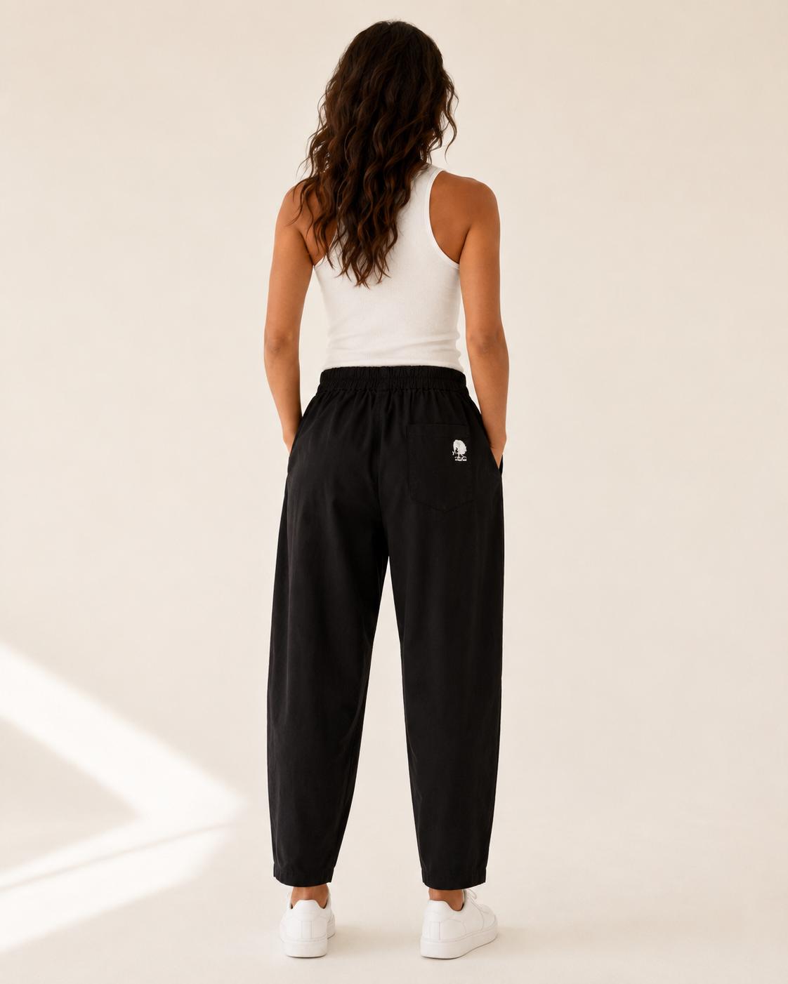 Pantalón negro unisex customizado con máscara africana, arte urbano Mi Negra Bella